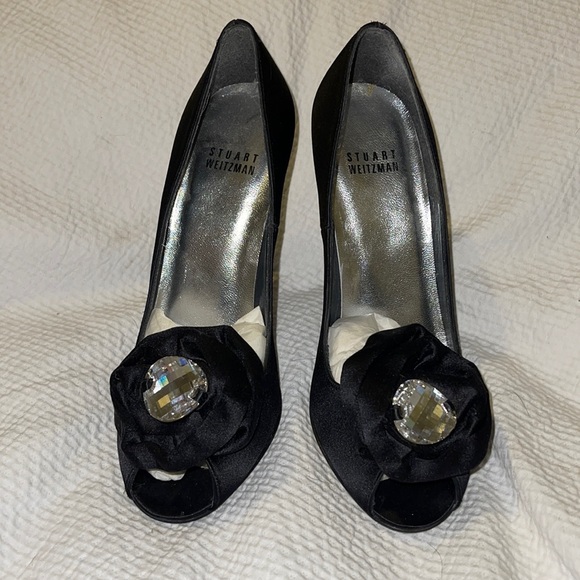 NEW Stuart Weitzman Black Satin & Swarovski Chrome-Heeled Peep-Toe Pumps Sz 6.5 - Picture 6 of 15